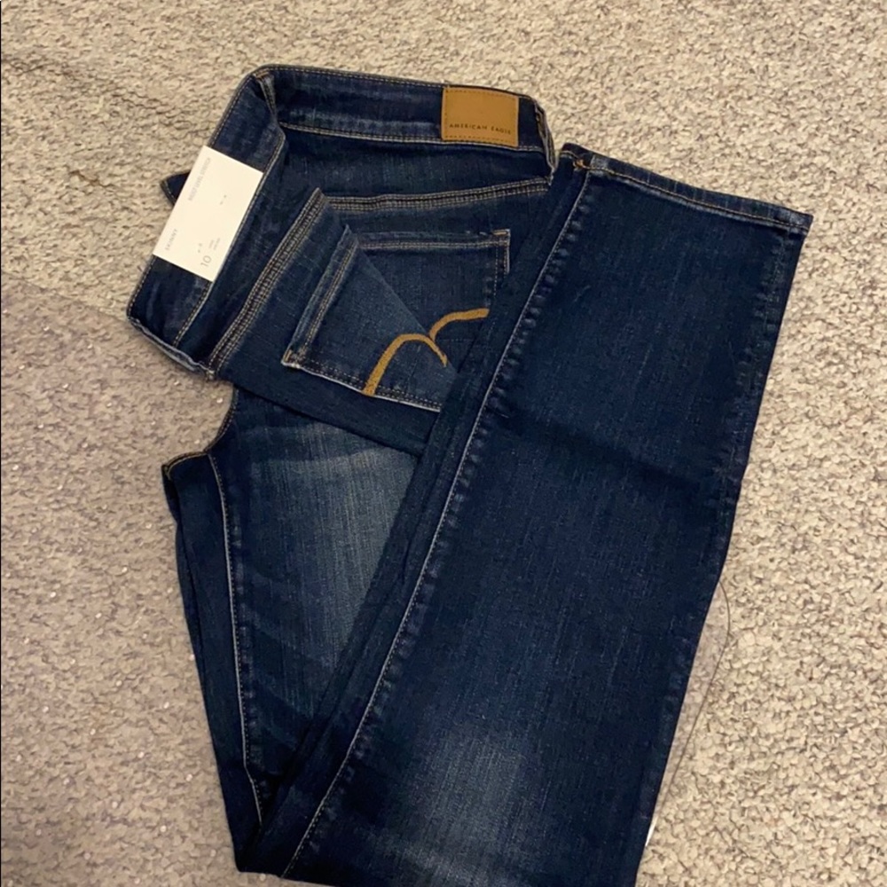 American Eagle - size 10 Long Jeans